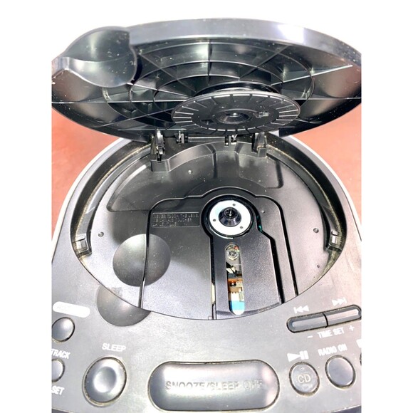 White Sony Dream Machine FM/AM Radio CD Player Dual Alarm Clock ICF-CD815 Tested - Picture 7 of 7